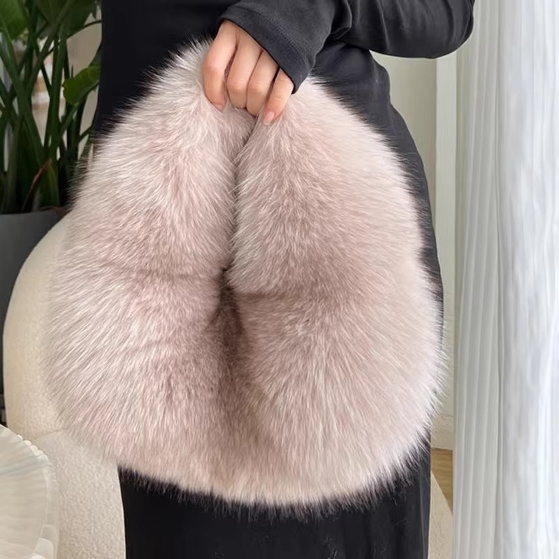 Fashion Soft Plush Half Moon B - огляд і ціна Women Bags On Sale